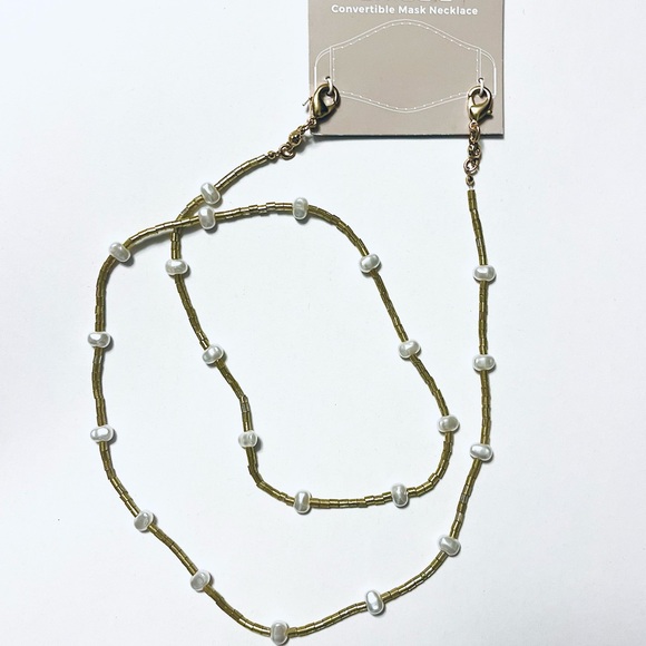 Mask Chain Chico’s NWT gold and pearl mask chain/glasses chain - Picture 3 of 11
